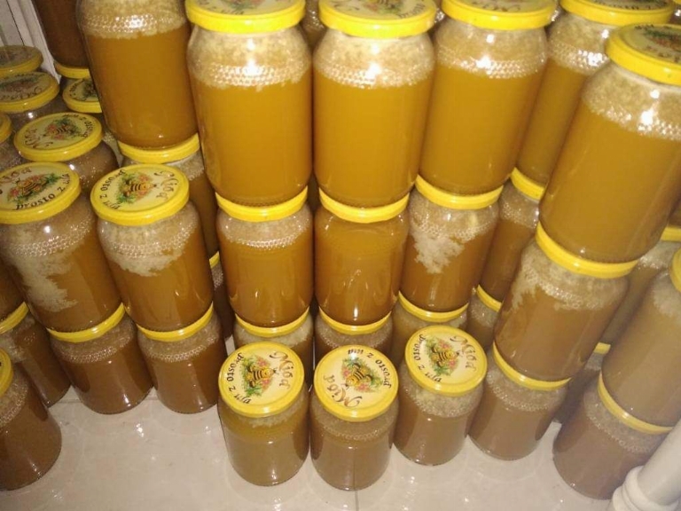 Miody z Natury - Szarek